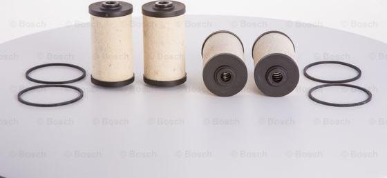 BOSCH 0 986 450 704 - Filtro carburante autozon.pro