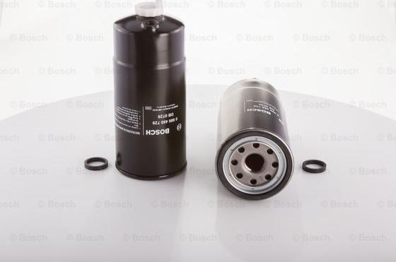 BOSCH 0 986 450 729 - Filtro carburante autozon.pro