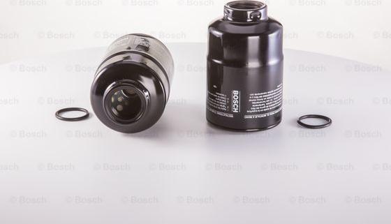 BOSCH 0 986 450 721 - Filtro carburante autozon.pro