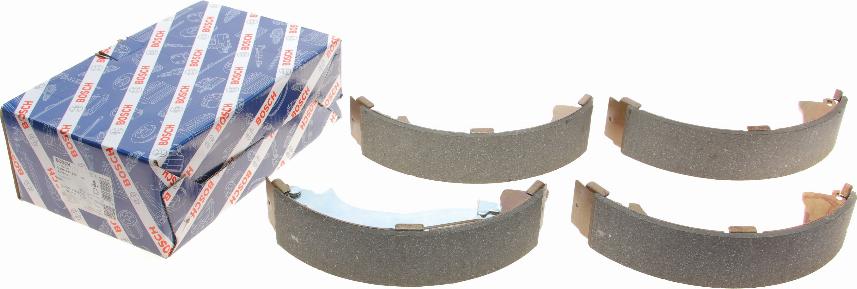 BOSCH 0 986 487 955 - Kit ganasce freno autozon.pro