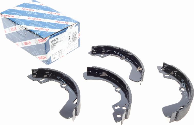 BOSCH 0 986 487 436 - Kit ganasce freno autozon.pro