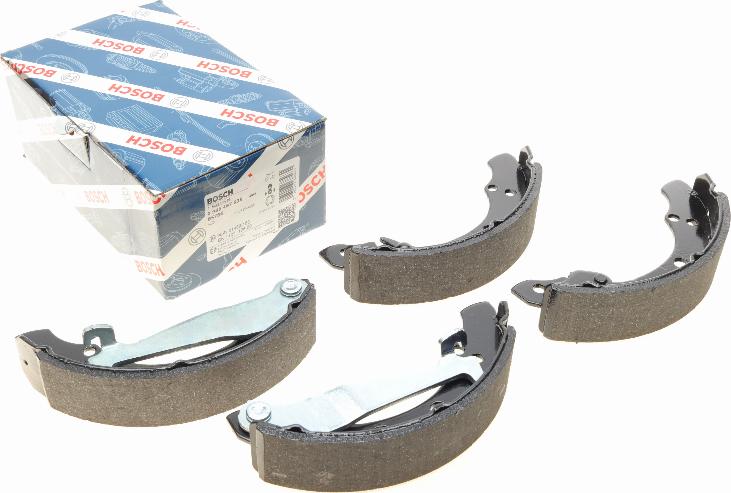 BOSCH 0 986 487 536 - Kit ganasce freno autozon.pro