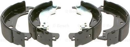 BOSCH 0 986 487 626 - Kit ganasce freno autozon.pro