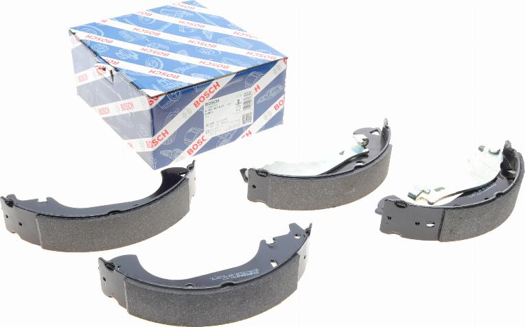 BOSCH 0 986 487 626 - Kit ganasce freno autozon.pro