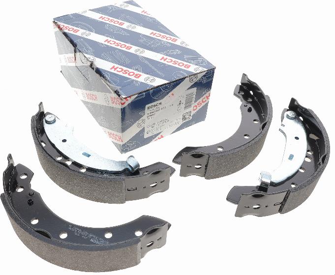 BOSCH 0 986 487 672 - Kit ganasce freno autozon.pro