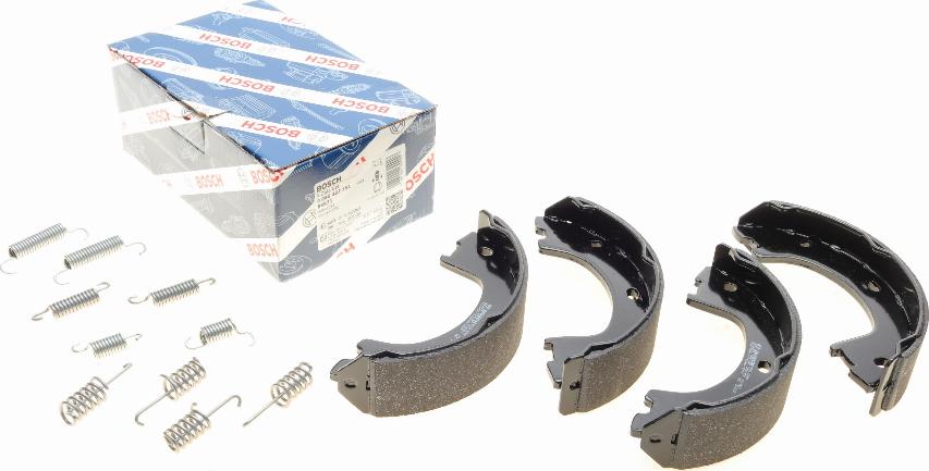 BOSCH 0 986 487 751 - Kit ganasce, Freno stazionamento autozon.pro