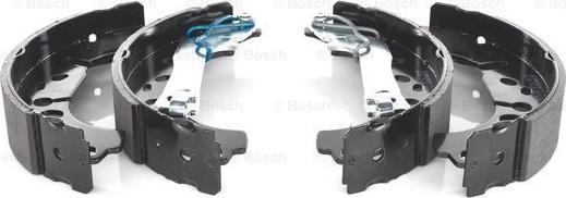 BOSCH 0 986 487 703 - Kit ganasce freno autozon.pro