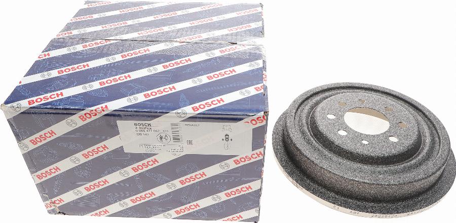 BOSCH 0 986 477 067 - Tamburo freno autozon.pro