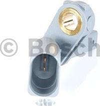 BOSCH 0 986 594 525 - Sensore, N° giri ruota autozon.pro