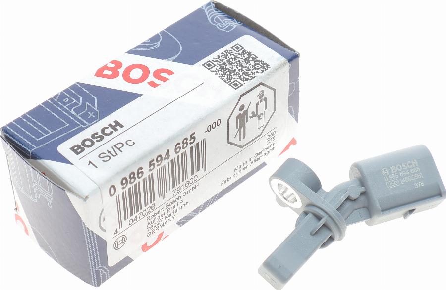 BOSCH 0 986 594 685 - Sensore, N° giri ruota autozon.pro