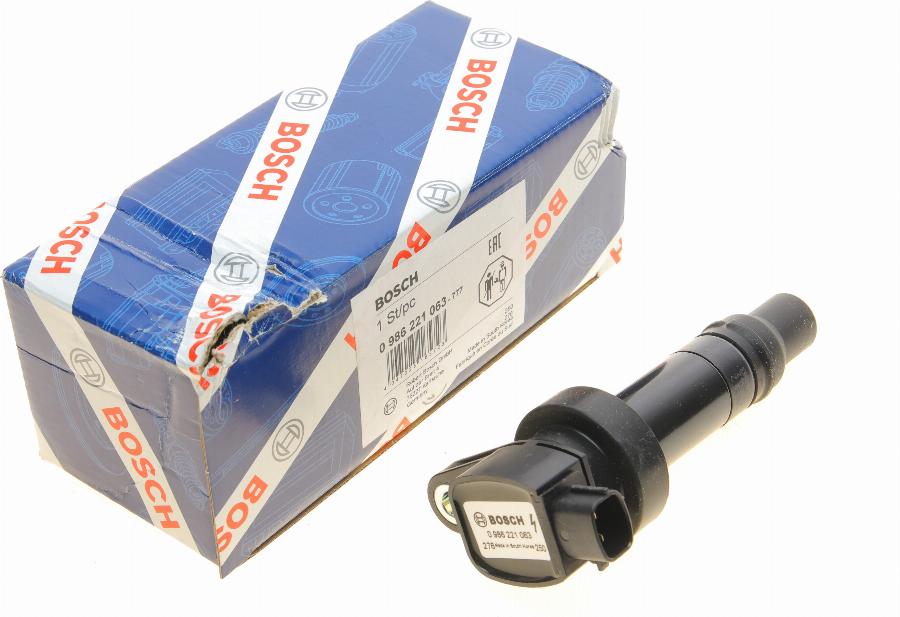 BOSCH 0 986 221 063 - Bobina d'accensione autozon.pro