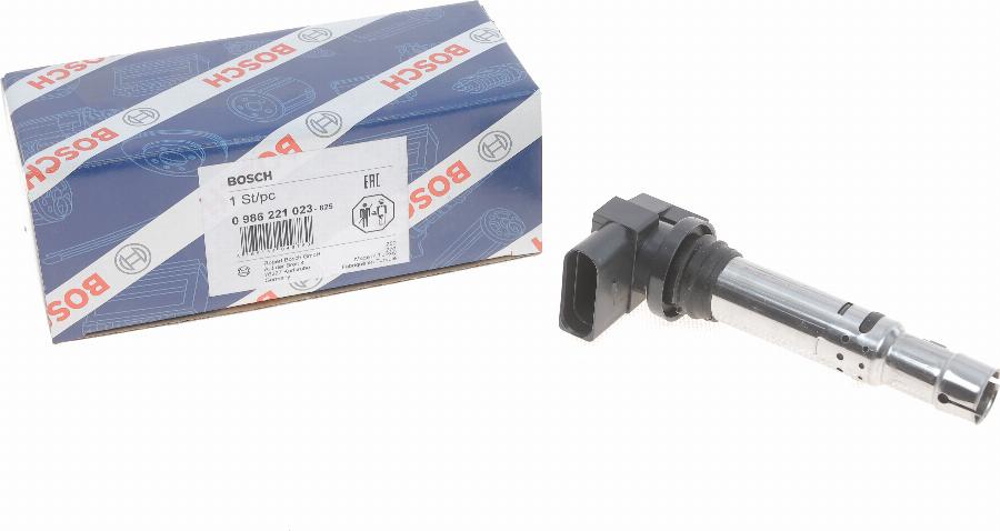 BOSCH 0 986 221 023 - Bobina d'accensione autozon.pro