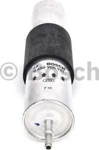 BOSCH 0 450 905 961 - Filtro carburante autozon.pro