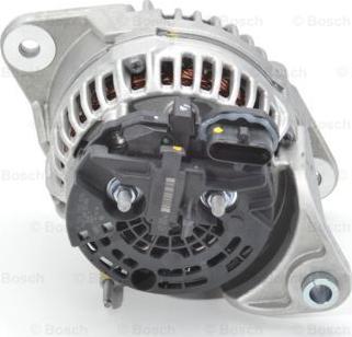 BOSCH 0 124 555 020 - Alternatore autozon.pro