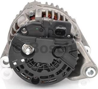 BOSCH 1 986 A00 520 - Alternatore autozon.pro