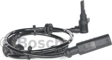 BOSCH 0 265 004 136 - Sensore, N° giri ruota autozon.pro