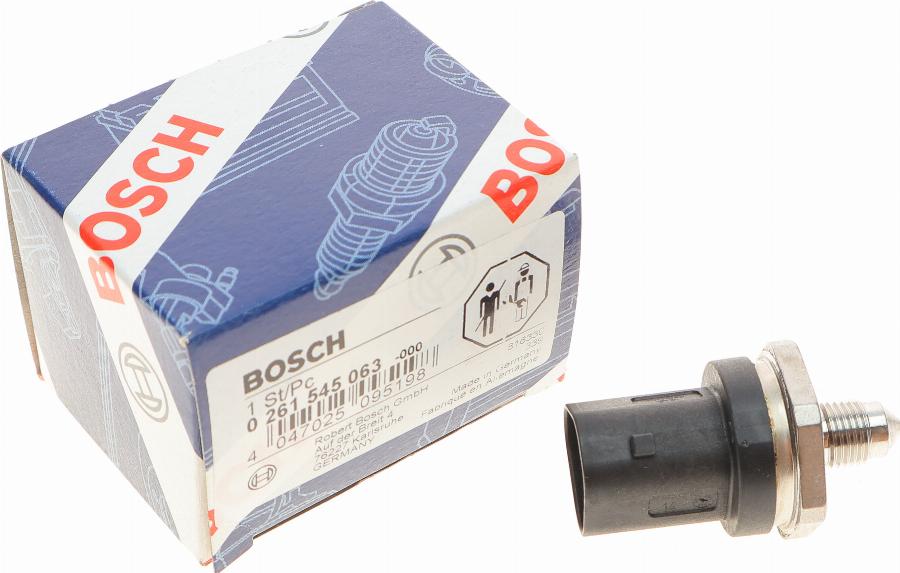 BOSCH 0 261 545 063 - Sensore, Pressione carburante autozon.pro