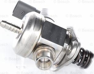 BOSCH 0 261 520 347 - Pompa ad alta pressione autozon.pro