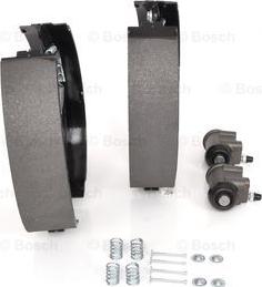 BOSCH 0 204 114 550 - Kit ganasce freno autozon.pro