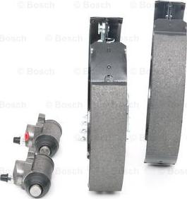 BOSCH 0 204 114 501 - Kit ganasce freno autozon.pro