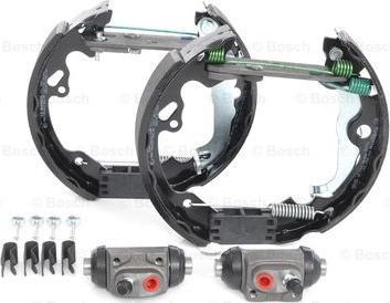 BOSCH 0 204 114 643 - Kit ganasce freno autozon.pro