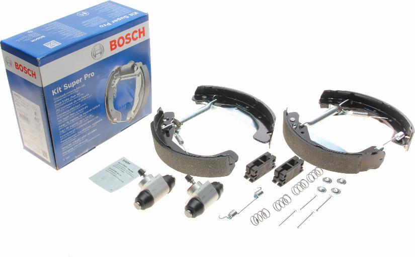 BOSCH 0 204 114 642 - Kit ganasce freno autozon.pro