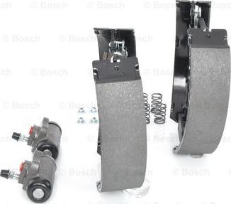 BOSCH 0 204 114 630 - Kit ganasce freno autozon.pro