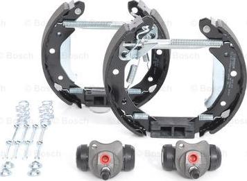 BOSCH 0 204 114 629 - Kit ganasce freno autozon.pro