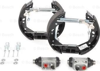 BOSCH 0 204 114 674 - Kit ganasce freno autozon.pro