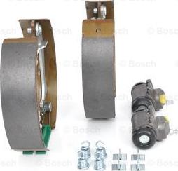 BOSCH 0 204 114 069 - Kit ganasce freno autozon.pro