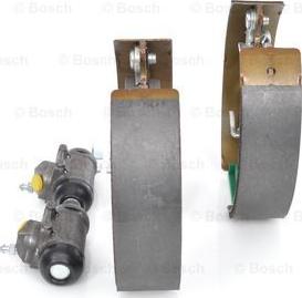 BOSCH 0 204 114 069 - Kit ganasce freno autozon.pro