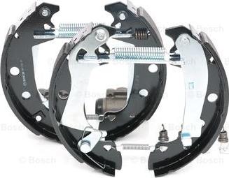 BOSCH 0 204 114 062 - Kit ganasce freno autozon.pro