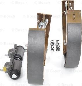 BOSCH 0 204 114 008 - Kit ganasce freno autozon.pro