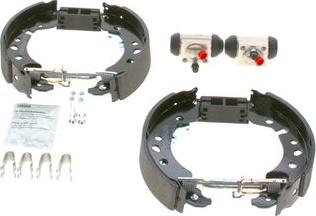 BOSCH 0 204 114 708 - Kit ganasce freno autozon.pro