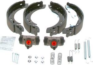 BOSCH 0 204 113 678 - Kit ganasce freno autozon.pro