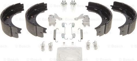 BOSCH 0 204 113 808 - Kit ganasce, Freno stazionamento autozon.pro