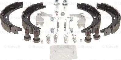 BOSCH 0 204 113 813 - Kit ganasce, Freno stazionamento autozon.pro