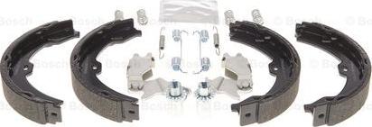 BOSCH 0 204 113 817 - Kit ganasce, Freno stazionamento autozon.pro