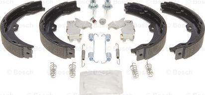 BOSCH 0 204 113 817 - Kit ganasce, Freno stazionamento autozon.pro