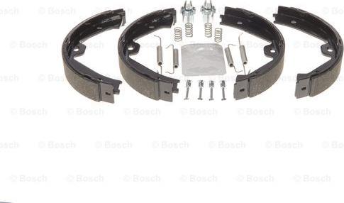 BOSCH 0 204 113 830 - Kit ganasce, Freno stazionamento autozon.pro