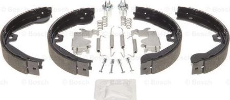 BOSCH 0 204 113 829 - Kit ganasce, Freno stazionamento autozon.pro