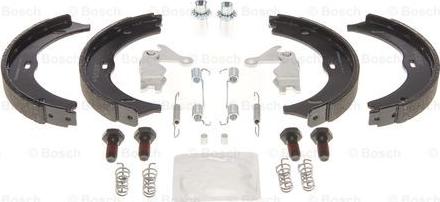 BOSCH 0 204 113 820 - Kit ganasce, Freno stazionamento autozon.pro