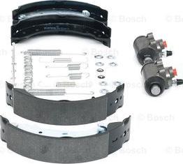 BOSCH 0 204 113 735 - Kit ganasce freno autozon.pro