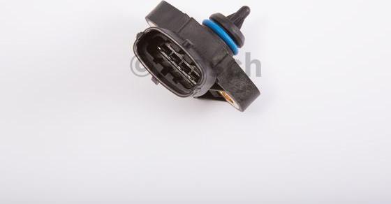 BOSCH 0 281 006 123 - Sensore, Temperatura / Pressione olio autozon.pro