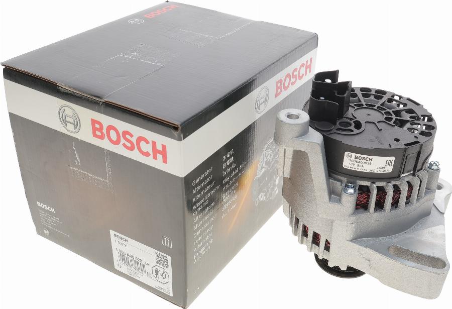 BOSCH 1 986 A00 028 - Alternatore autozon.pro