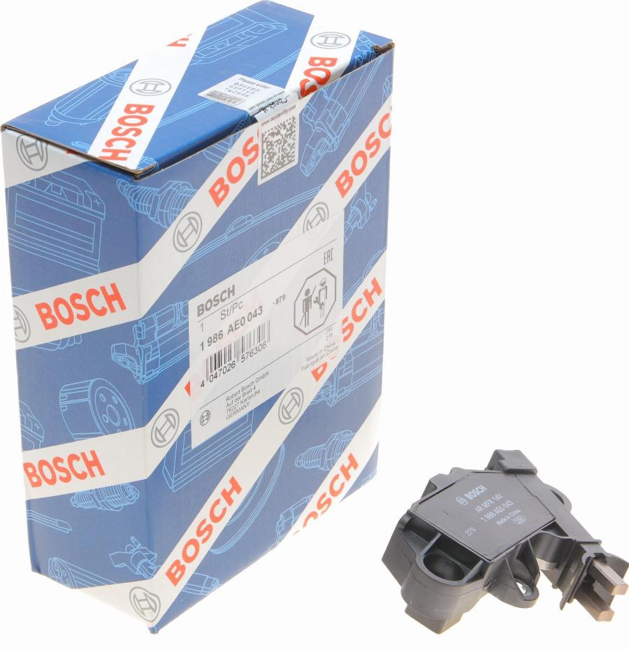 BOSCH 1 986 AE0 043 - Regolatore alternatore autozon.pro