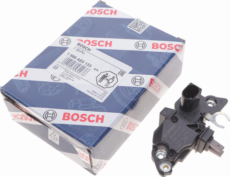 BOSCH 1 986 AE0 133 - Regolatore alternatore autozon.pro