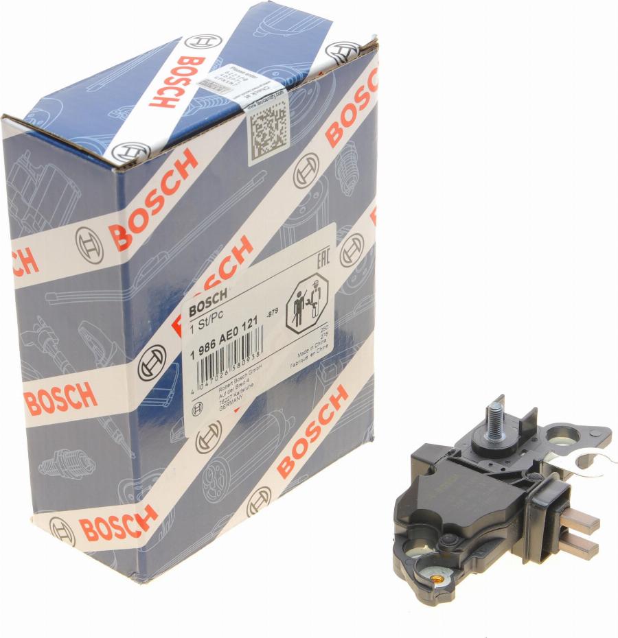 BOSCH 1 986 AE0 121 - Regolatore alternatore autozon.pro