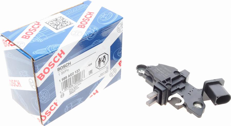 BOSCH 1 986 AE0 123 - Regolatore alternatore autozon.pro