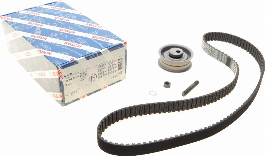 BOSCH 1 987 946 322 - Kit cinghie dentate autozon.pro